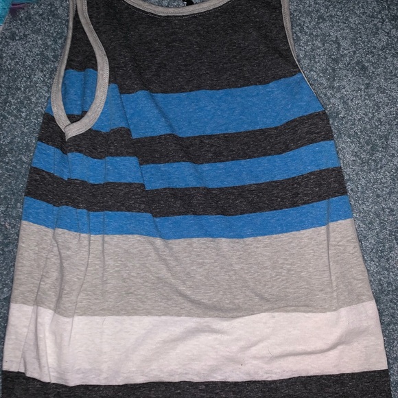 Boys tank top size medium - Picture 1 of 2